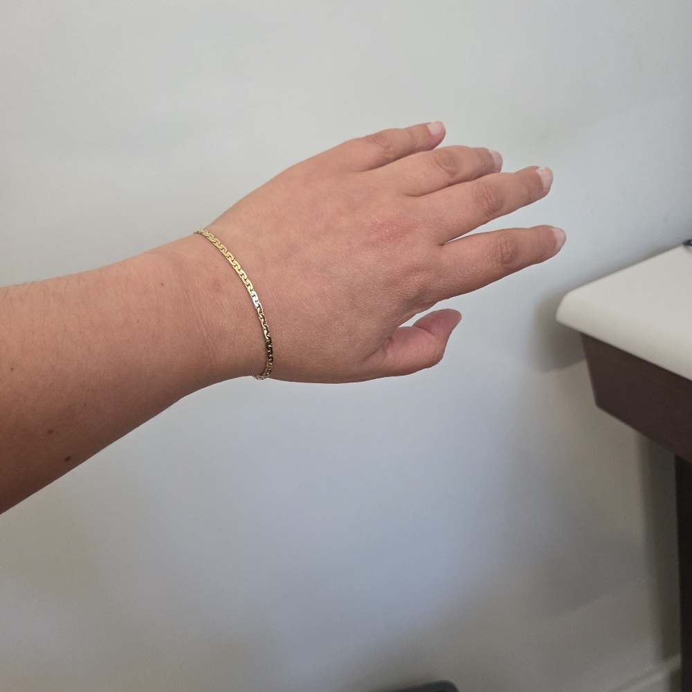 Vintage Amway Gold Tone C-link Chain Bracelet - Picture 3 of 9